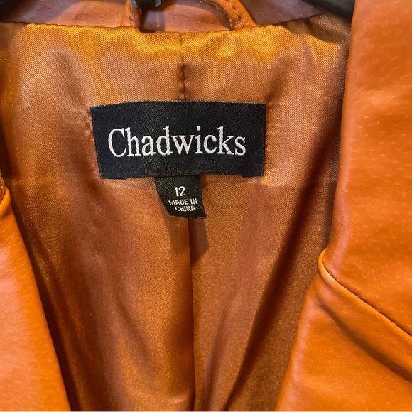 Vintage Chadwicks Women's Tan Leather Coat - Picture 2 of 5
